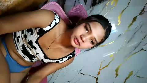 Snapshot of urasian_latinaxxx chatting on 06.11.26 urasian_latinaxxx online show from 06.11.26