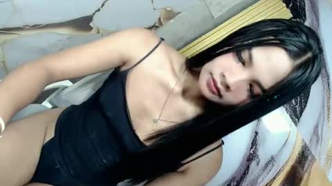 Snapshot of urasian_latinaxxx chatting on 06.16.26 urasian_latinaxxx online show from 06.16.26