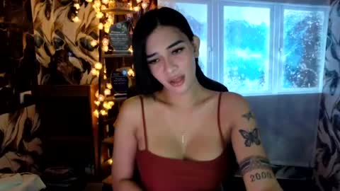 Snapshot of urasiandreamgirlxxx chatting on 07.21.26 jess online show from 07.21.26