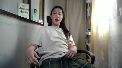 Snapshot of urasiantserika chatting on 12.04.24 Erika online show from 12.04.24