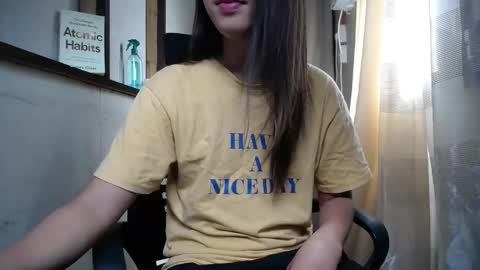 Snapshot of urasiantserika chatting on 12.18.24 Erika online show from 12.18.24