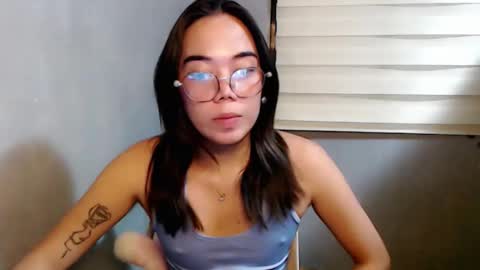 Snapshot of urbabydollx16 chatting on 05.20.26 urbabydollx16 online show from 05.20.26