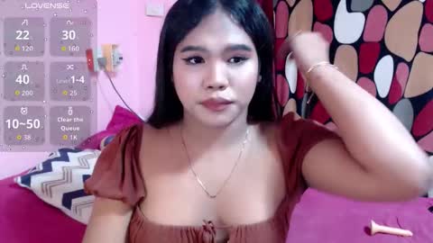 Sofia online show from 10.13.25