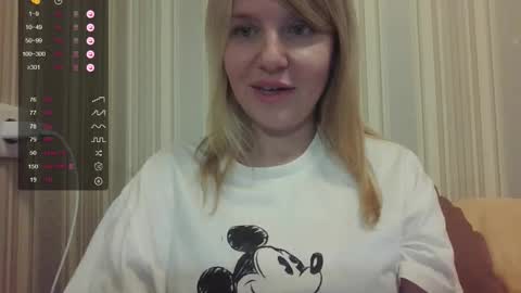 urbadkitty online show from 09.19.25