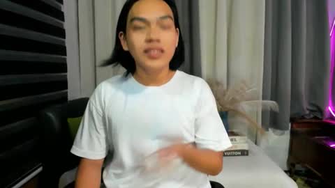 urbambislvt online show from 04.15.26