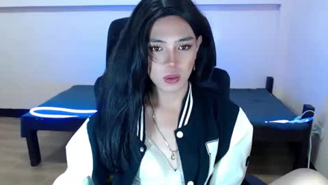 Miss alexa online show from 04.22.26