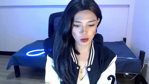 Miss alexa online show from 04.29.26