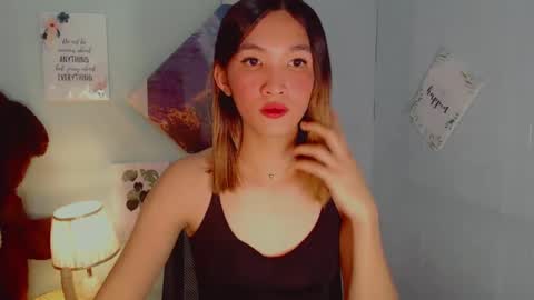 Snapshot of urblossom_harahxxx chatting on 01.15.25 urblossom_harahxxx online show from 01.15.25