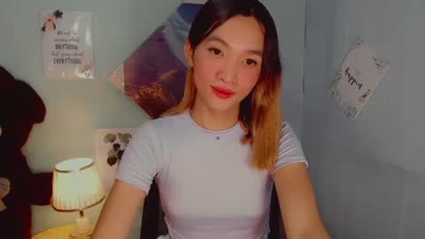 Snapshot of urblossom_harahxxx chatting on 01.18.25 urblossom_harahxxx online show from 01.18.25
