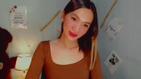 Snapshot of urblossom_harahxxx chatting on 02.04.25 urblossom_harahxxx online show from 02.04.25
