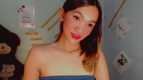 Snapshot of urblossom_harahxxx chatting on 02.13.25 urblossom_harahxxx online show from 02.13.25