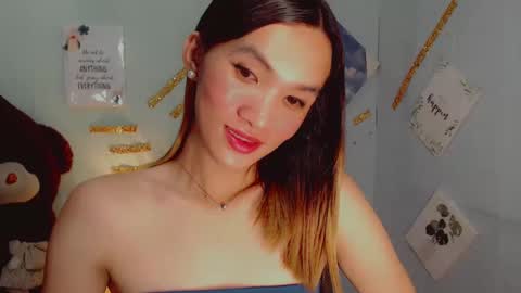 Snapshot of urblossom_harahxxx chatting on 02.15.25 urblossom_harahxxx online show from 02.15.25