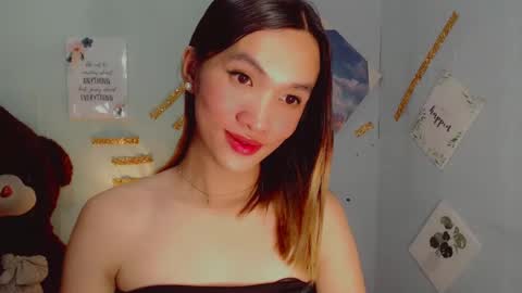 Snapshot of urblossom_harahxxx chatting on 02.16.25 urblossom_harahxxx online show from 02.16.25