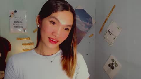 Snapshot of urblossom_harahxxx chatting on 02.17.25 urblossom_harahxxx online show from 02.17.25