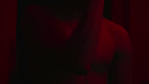 urboytoy_512 online show from 12.20.24