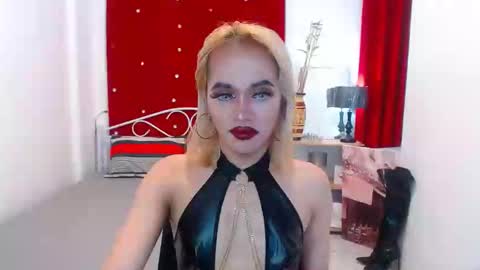 Snapshot of urcumgirlasiants chatting on 01.26.25 KENDALL online show from 01.26.25