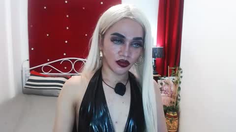 Snapshot of urcumgirlasiants chatting on 02.21.25 KENDALL online show from 02.21.25