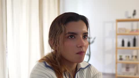 Linda Restrepo online show from 12.13.24