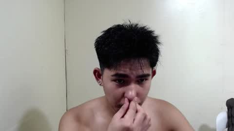 Snapshot of urcutie_asianboy chatting on 09.30.25 KEN online show from 09.30.25
