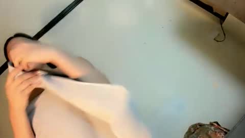 Rona Ella online show from 06.08.26