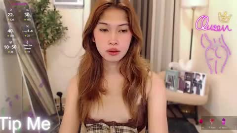 Snapshot of urdreamgirl_mika27 chatting on 06.18.26 MIKA online show from 06.18.26