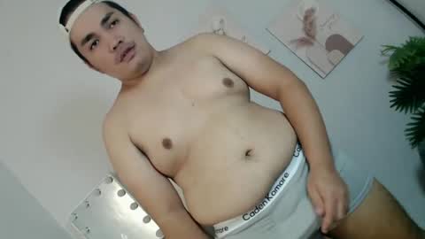ure_fattytoy143 online show from 06.18.26