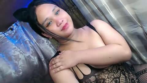 urfantasy_rabbylicious69 online show from 10.28.25