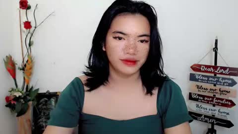 Snapshot of urfuck_slut_toy chatting on 11.09.25 SLUT MAXINE online show from 11.09.25