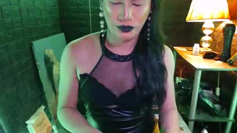 Snapshot of urhardcockqueenxxx chatting on 10.09.25 queen norelle online show from 10.09.25