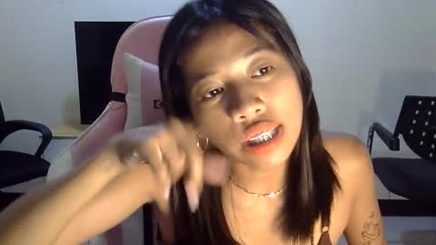 urhayumi_slut online show from 10.26.25