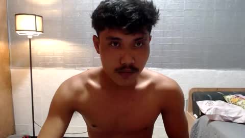 urhot_frank online show from 02.28.26