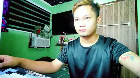 Krisstoff online show from 03.24.26