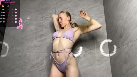 Snapshot of uriyani chatting on 11.06.25 ElizabethLizy online show from 11.06.25