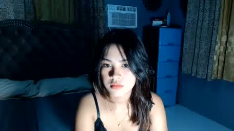 Mia online show from 07.17.26