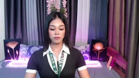 urlovely_jemma online show from 07.23.26