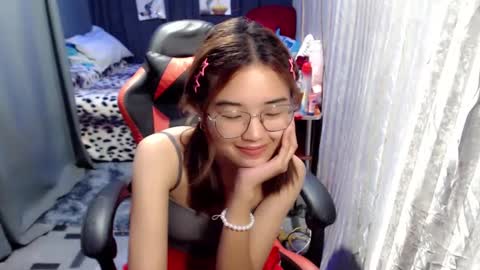 Snapshot of urlovelychinita chatting on 01.08.25 urlovelychinita online show from 01.08.25