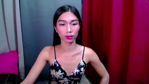 urloverjasmine_xx online show from 07.23.26