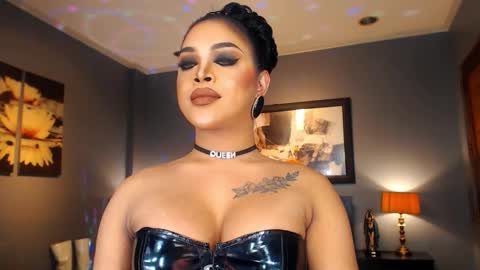 UrMajestyTyra online show from 02.16.26