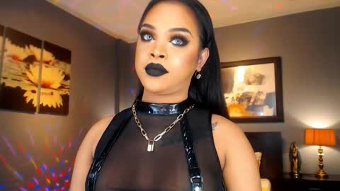 UrMajestyTyra online show from 03.22.26