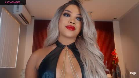 UrMajestyTyra online show from 06.01.26