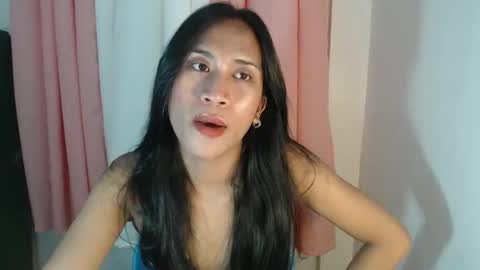 Snapshot of urnaughty_navea18 chatting on 02.04.25 Navea online show from 02.04.25