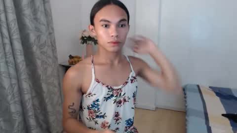 Snapshot of urnaughtysexy_alina chatting on 09.14.25 Your sexy alina online show from 09.14.25