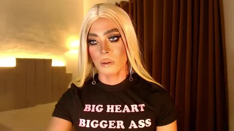 Snapshot of urnauthy_ciliaxxx chatting on 02.04.25 cecilia online show from 02.04.25