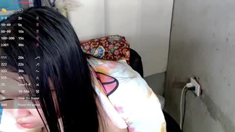 Snapshot of urpinayslutxxx chatting on 02.10.25 Jane online show from 02.10.25