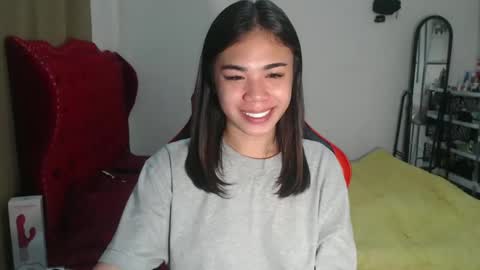Snapshot of urprettyjaninexxx chatting on 01.17.25 Janine online show from 01.17.25