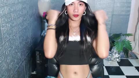 Snapshot of urprincessamara69 chatting on 03.10.25 Amara online show from 03.10.25