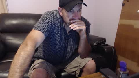 Snapshot of urslav75 chatting on 09.27.25 urslav75 online show from 09.27.25