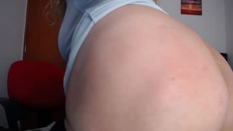 Snapshot of ursulawhite69 chatting on 03.08.25 Eveling Blanco online show from 03.08.25