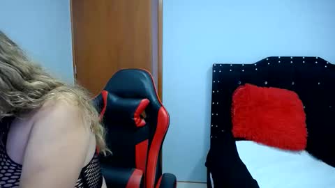 Eveling Blanco  online show from 06.11.26