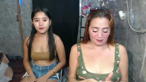 Snapshot of ursweetpinky chatting on 04.01.26 ursweetpinky online show from 04.01.26